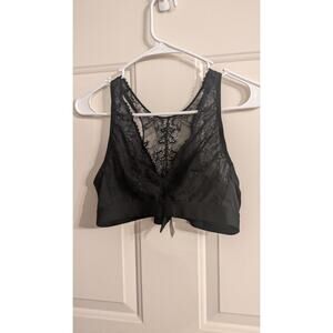 Bali Black Lace Bralette Medium, No Underwire, Soft & Comfortable, Sheer